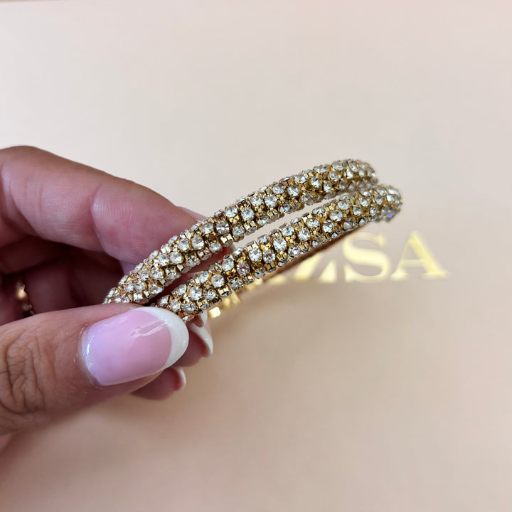 Elegant rhinestone bangle