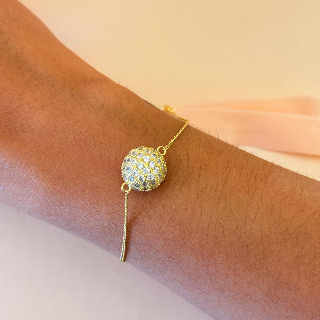 Zircone ball in the middle gold plated bracelet