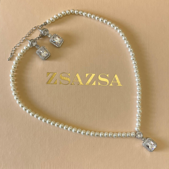 Zircone & pearls set