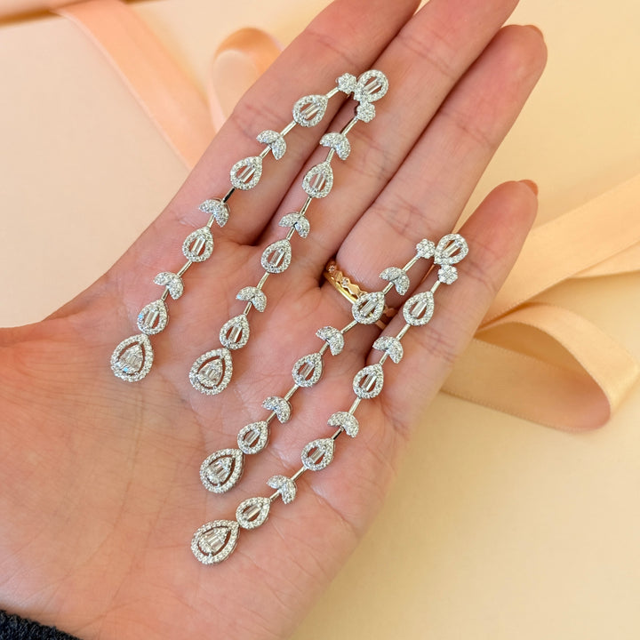 Teardrop and marquise zircone silver long earrings