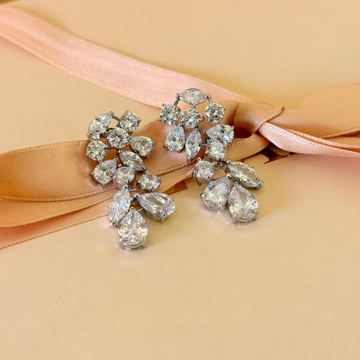 Mixed shapes zircone silver earrings