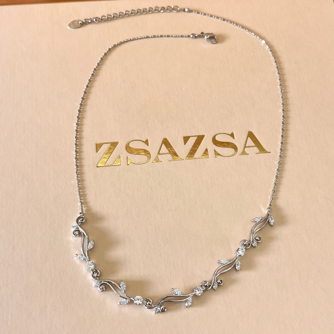 Marquise and round zircone white gold plated