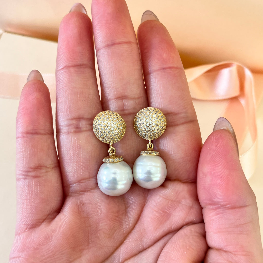 Zircone and fresh water pearls gold plated sterling silver earrings