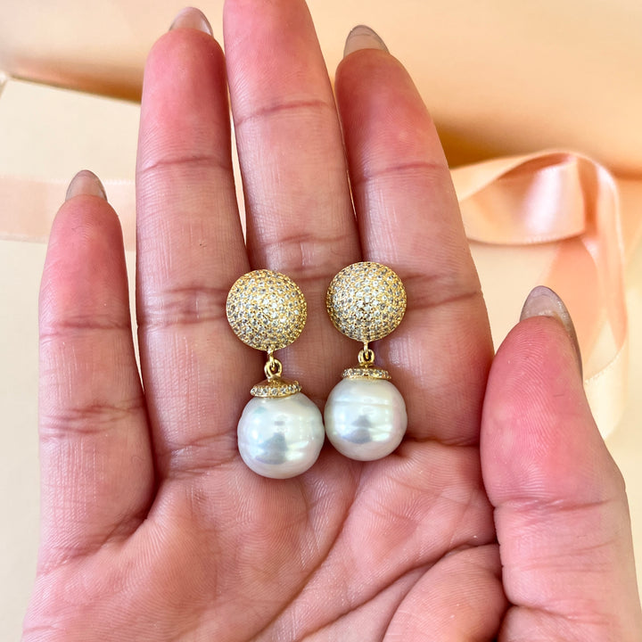 Zircone and fresh water pearls gold plated sterling silver earrings