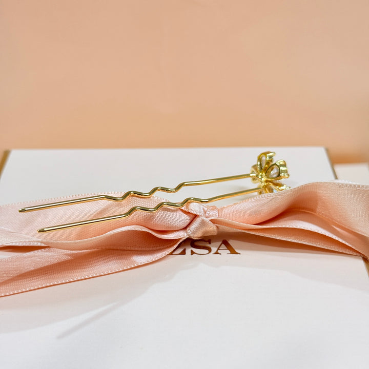 Zircone flower gold hair pin