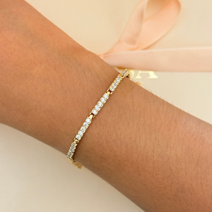 Zircone dainty gold plated bracelet