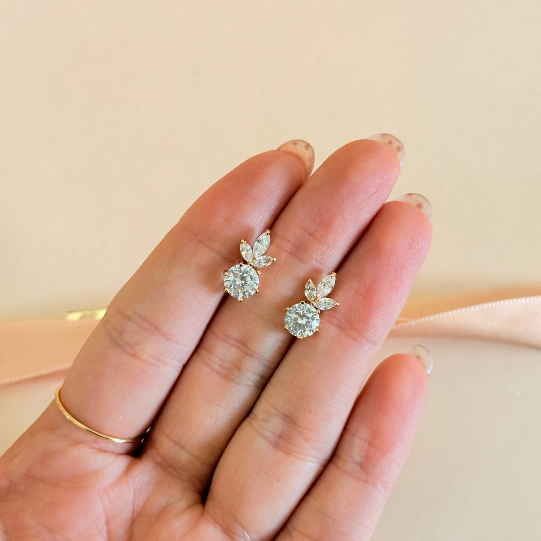 Marquise and round zircone gold plated studs