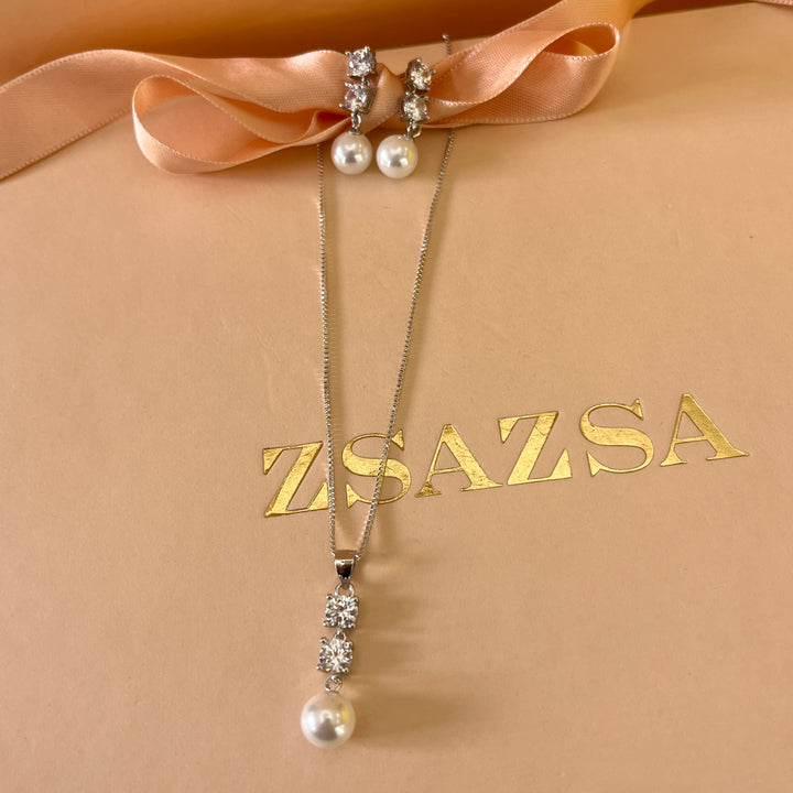 Zircone and white pearls sterling silver set