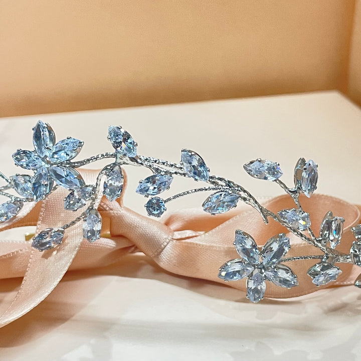 Silver daisies cubic zircone flexible headpiece