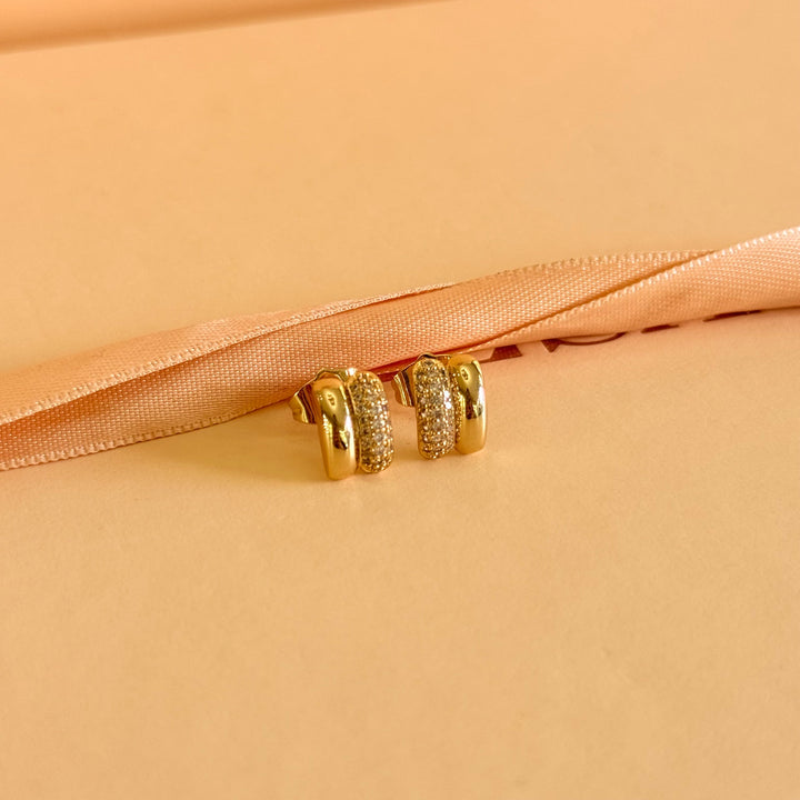 Dainty zircone gold plated studs