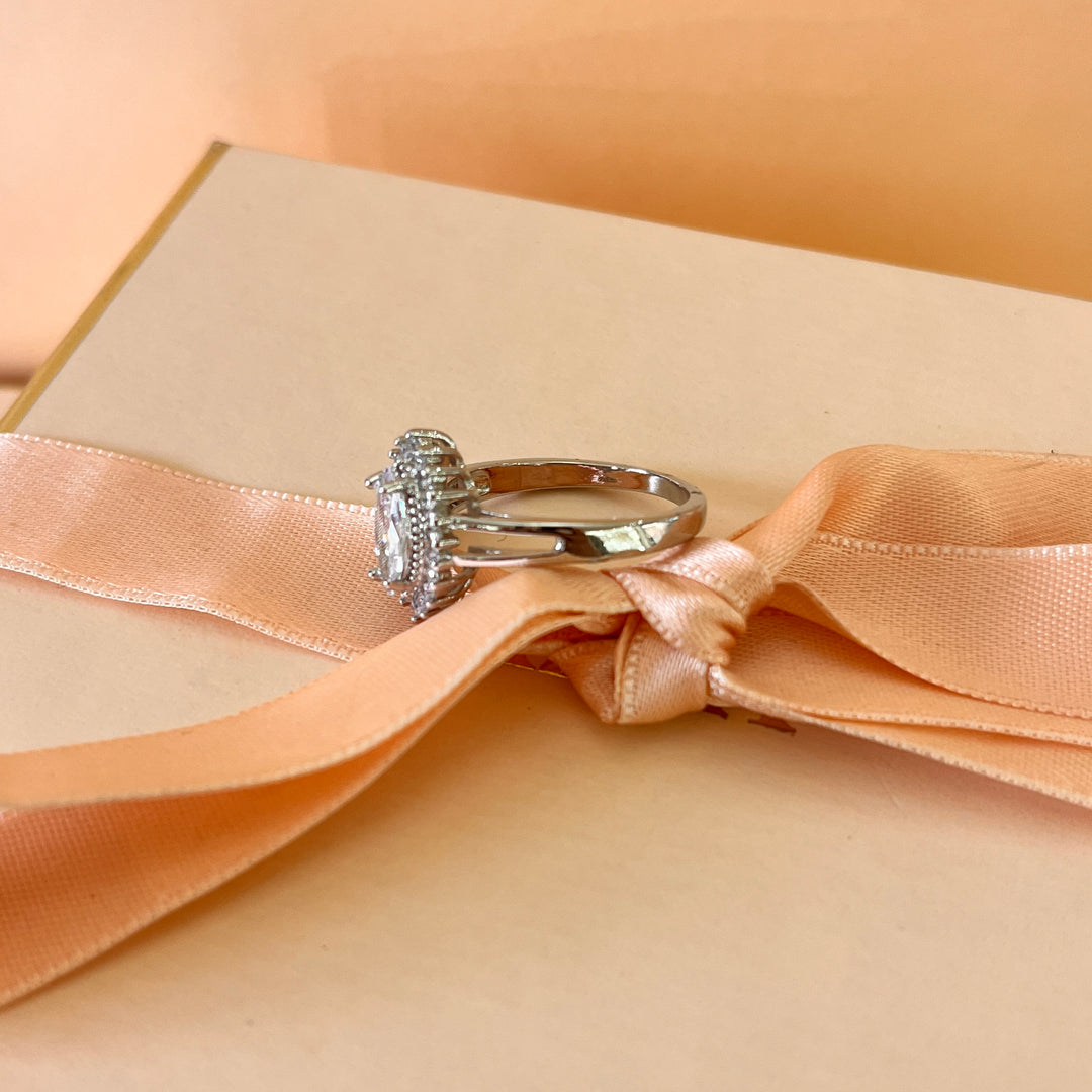 Zircone marquise white gold plated ring