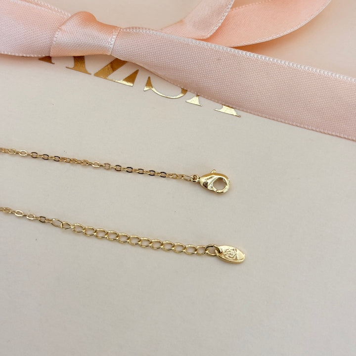 Zircone dainty flower gold plated bracelet