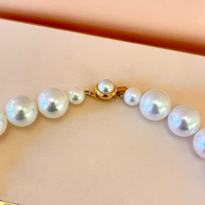 White Mallorca pearls gold plated necklace