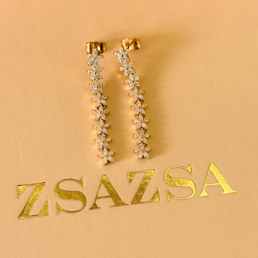 Dainty flowers zircone gold plated earrings and bracelet