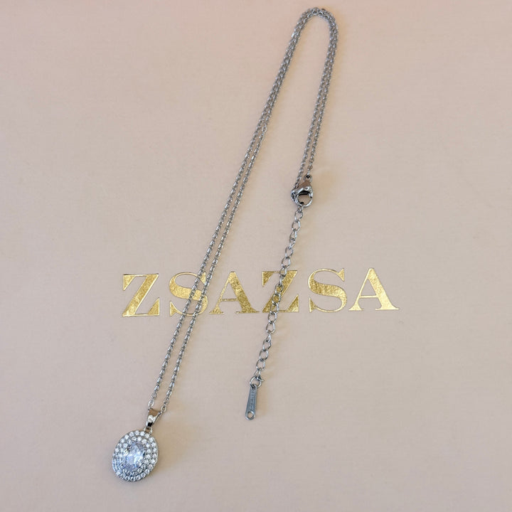 Oval zircone silver pendant