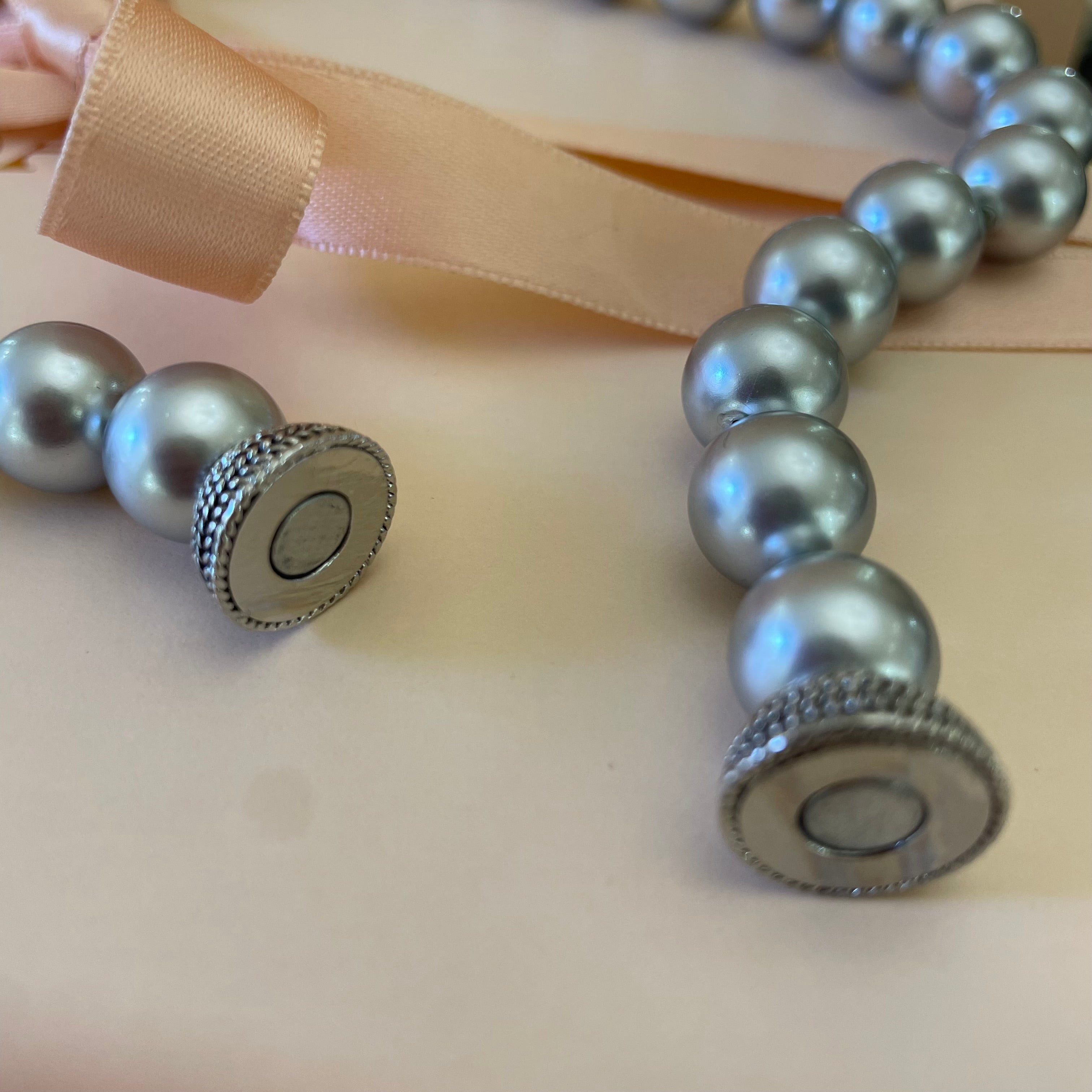 Complete grey pearls set