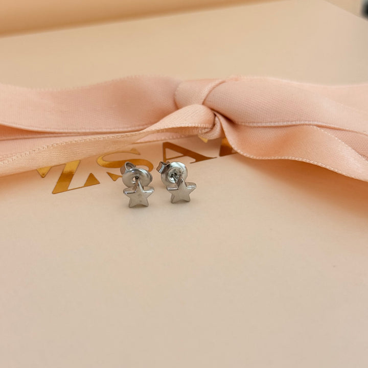 Dainty silver stars earrings