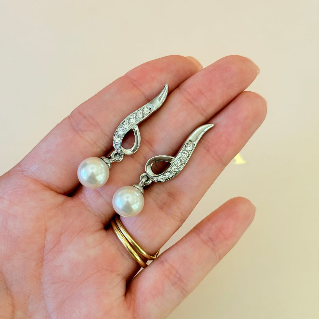 Swarovski crystals & pearls silver pendant set