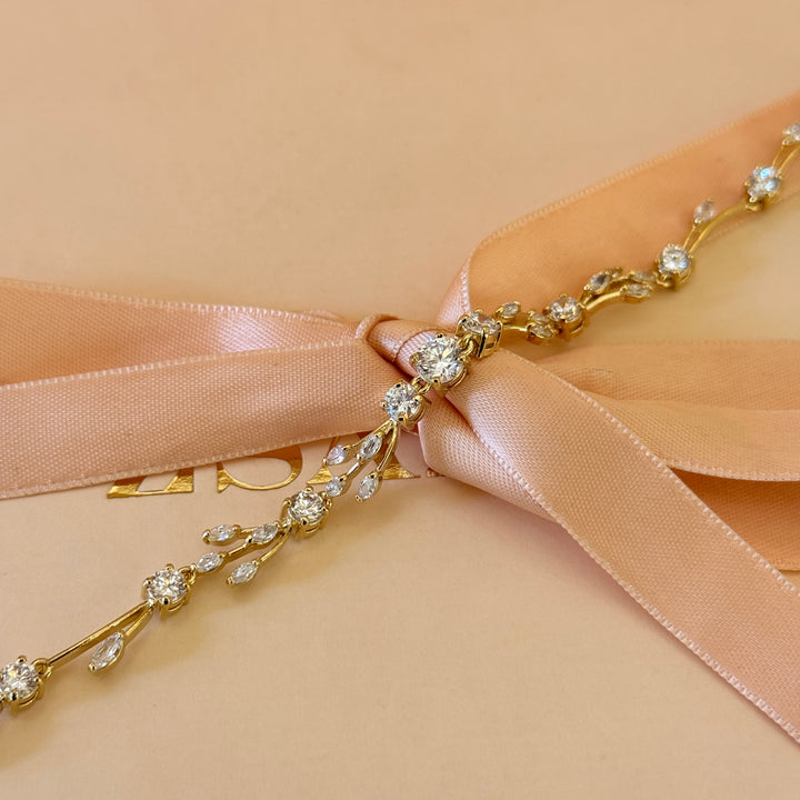 Teardrop and leaves zircone gold plated earrings and bracelet set