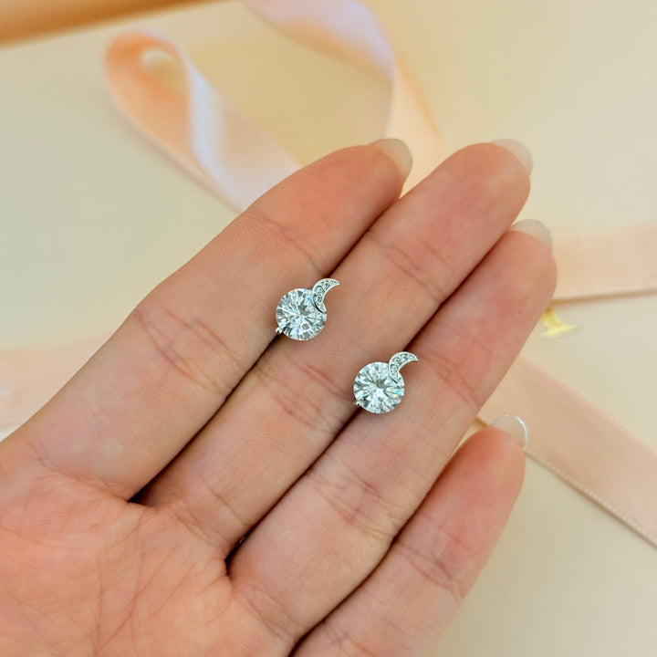 Moon small zircone silver studs