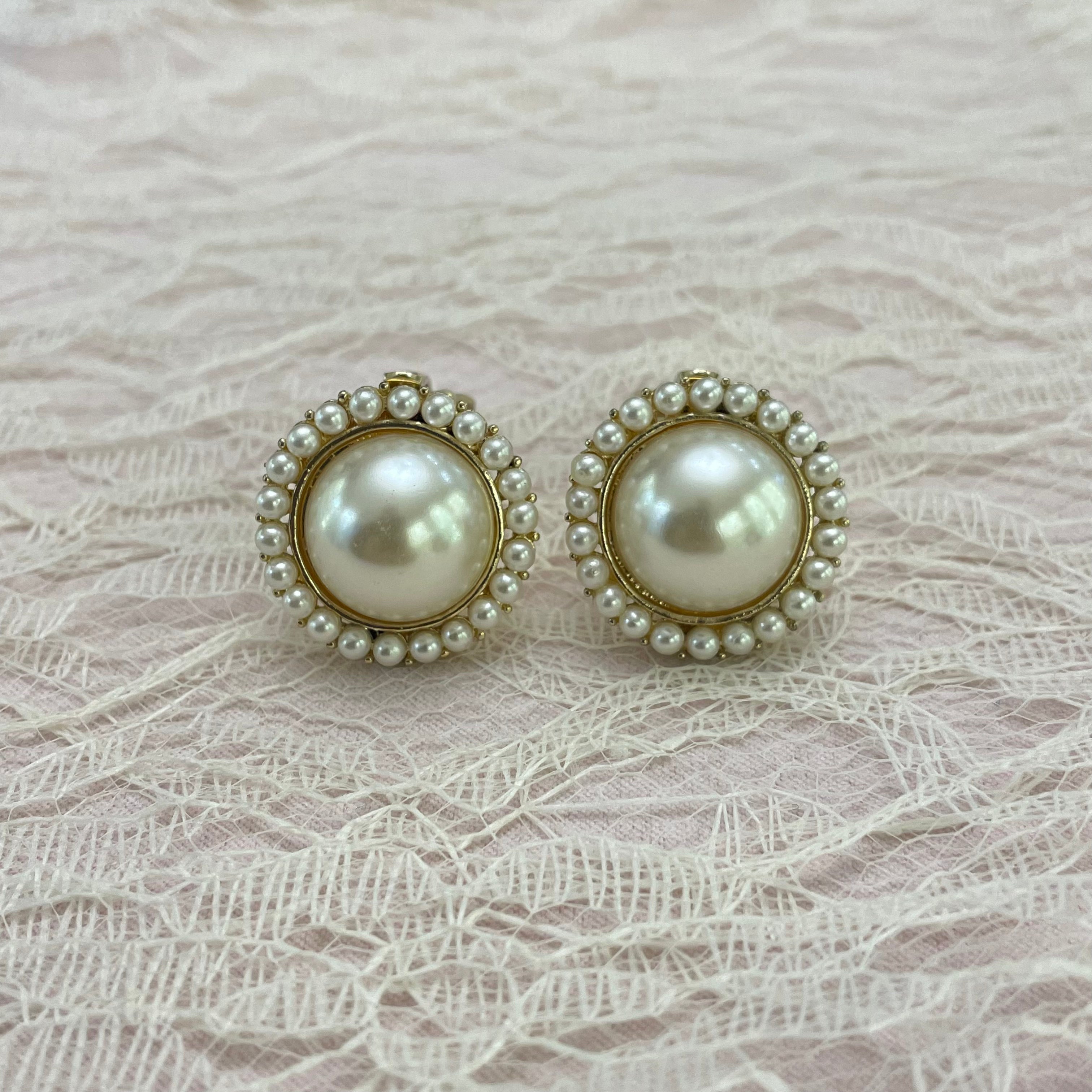 Pearls gold clips earrings