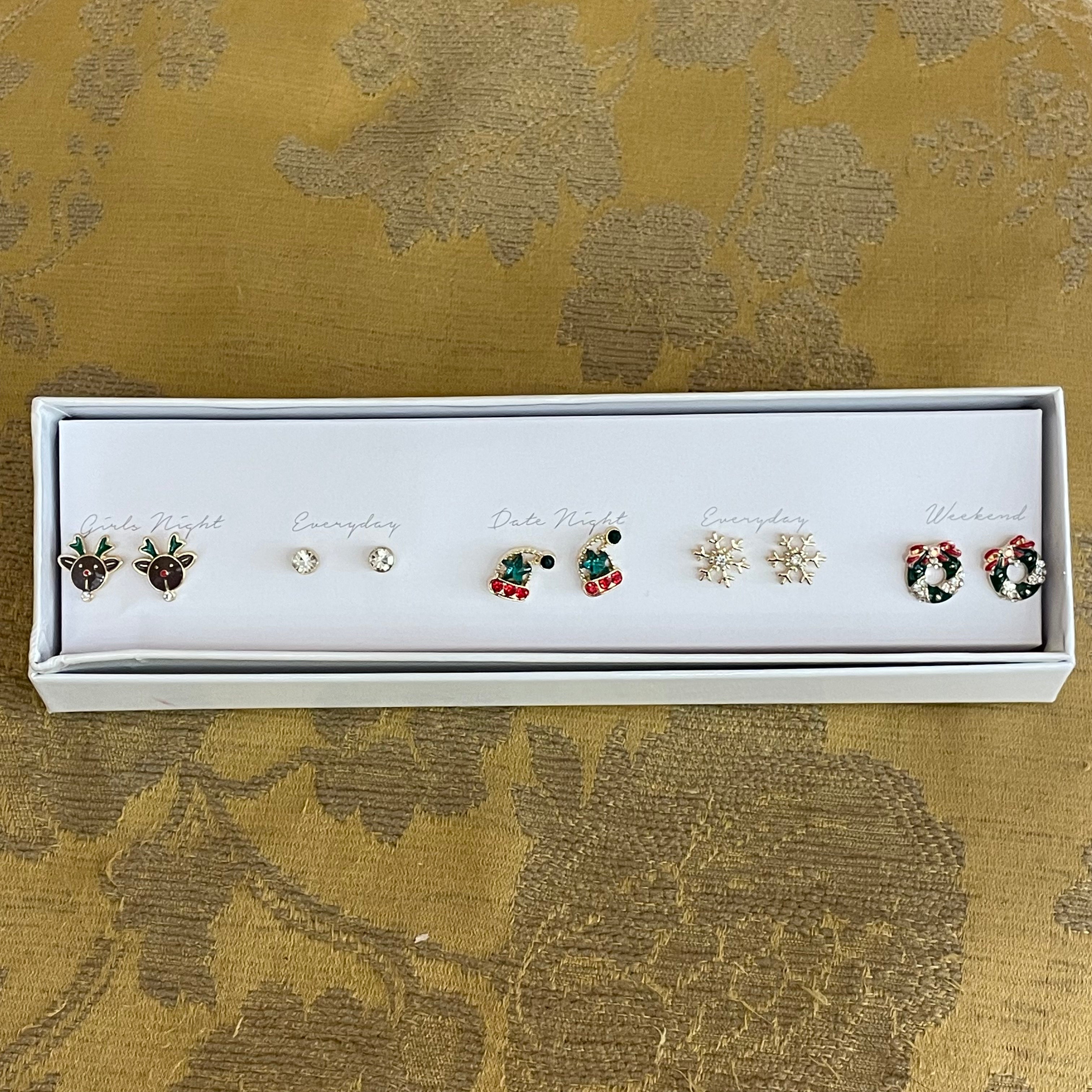 Christmas studs pack