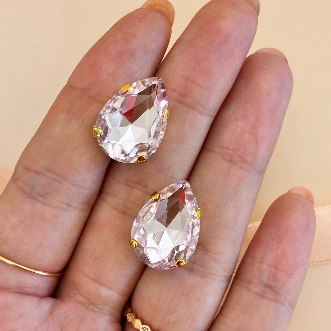 Teardrop light pink Preciosa crystals gold plated