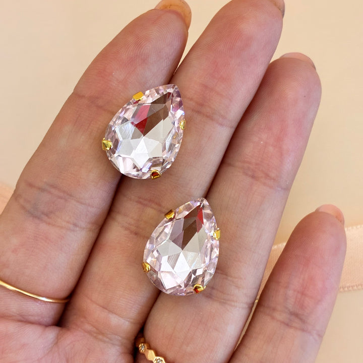 Teardrop light pink Preciosa crystals gold plated