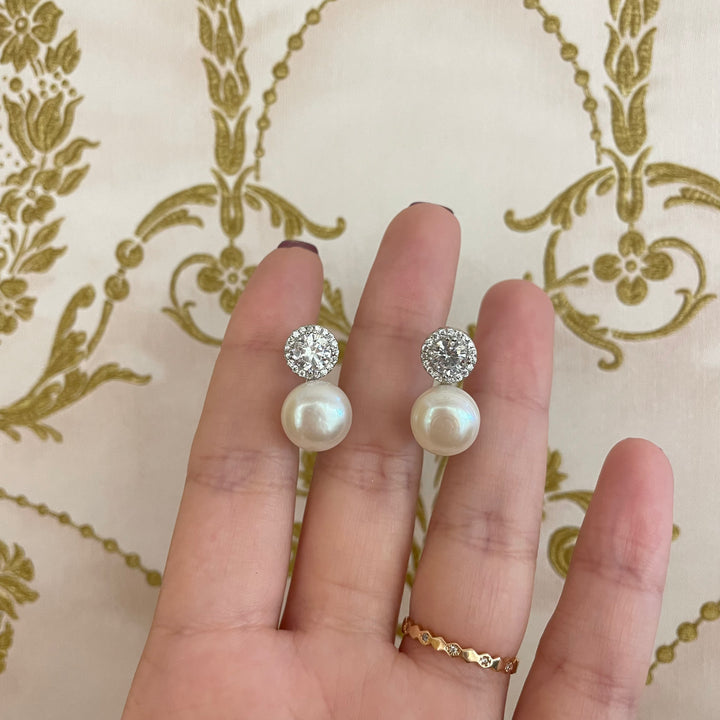 Silver pearl clips earrings