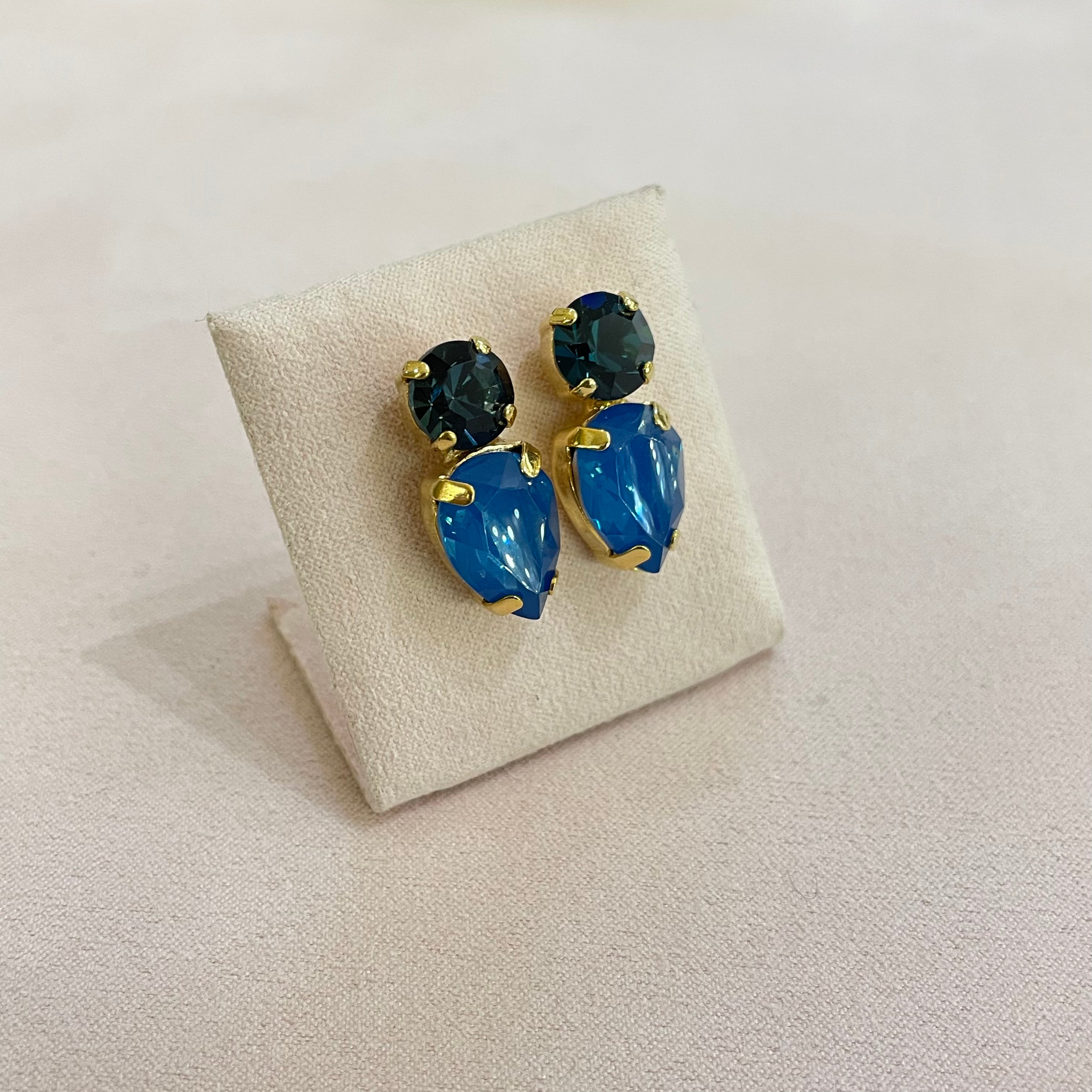 Elegant blue Swarovski crystal earrings