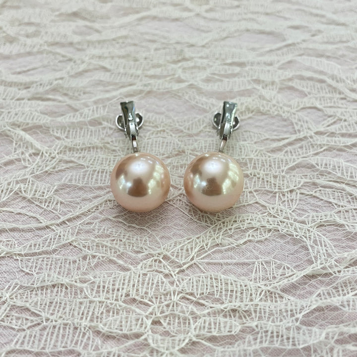 Pink pearl basic clips earrings