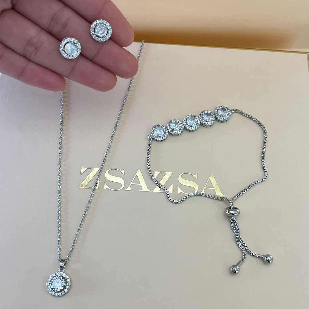 Silver round zircone set