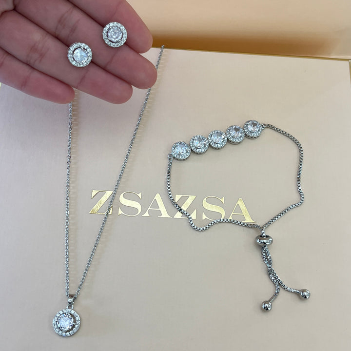 Silver round zircone set