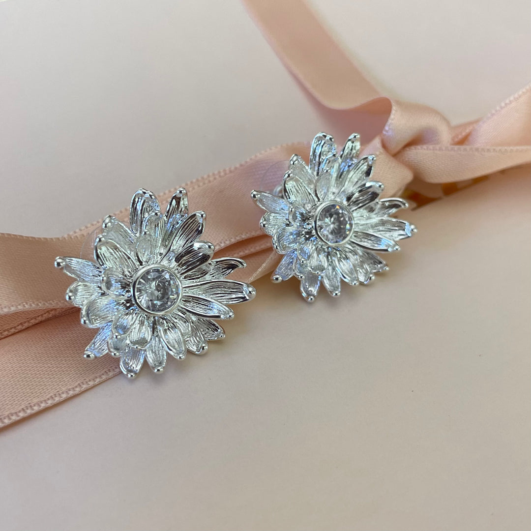 Flower earrings