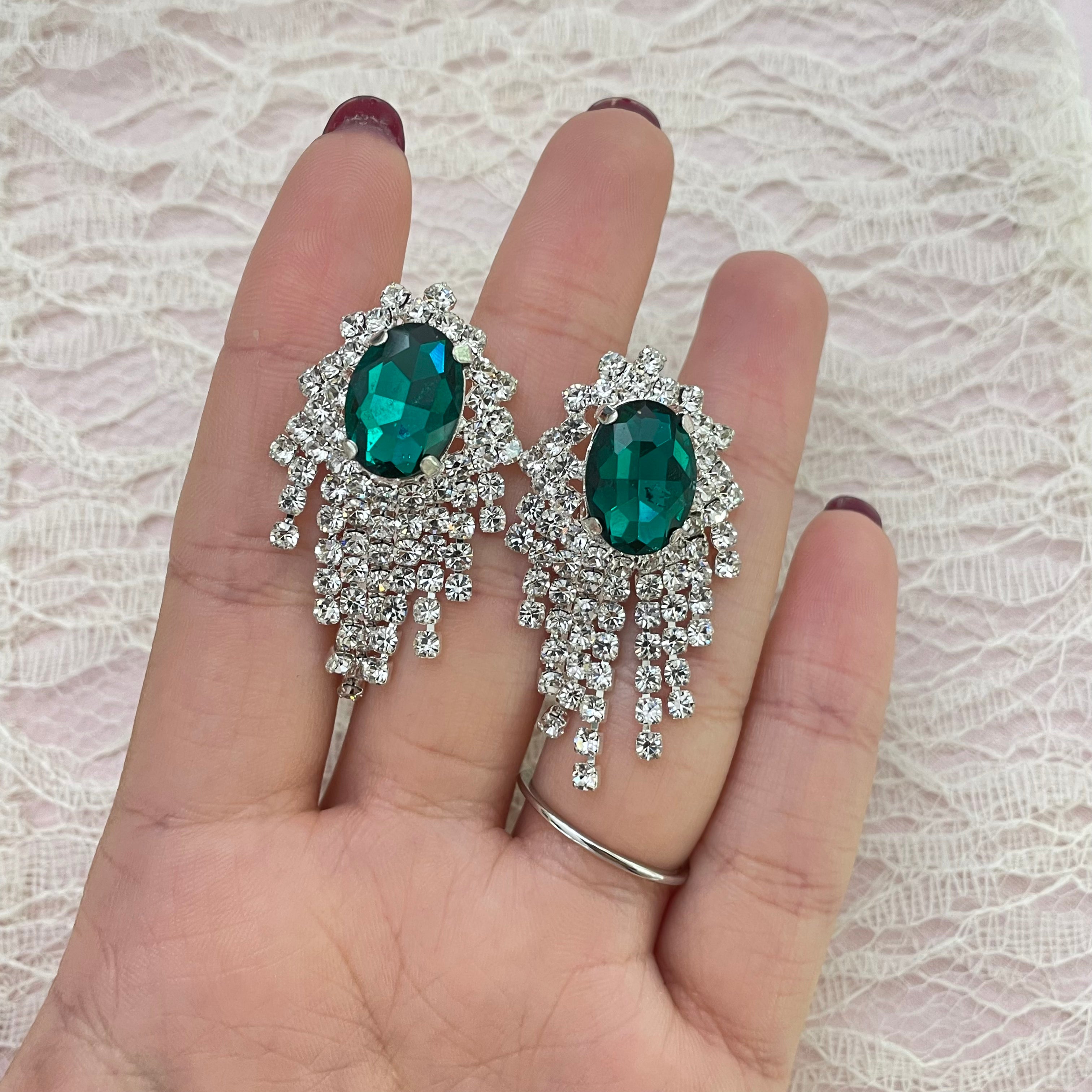 Green fringe clips earrings