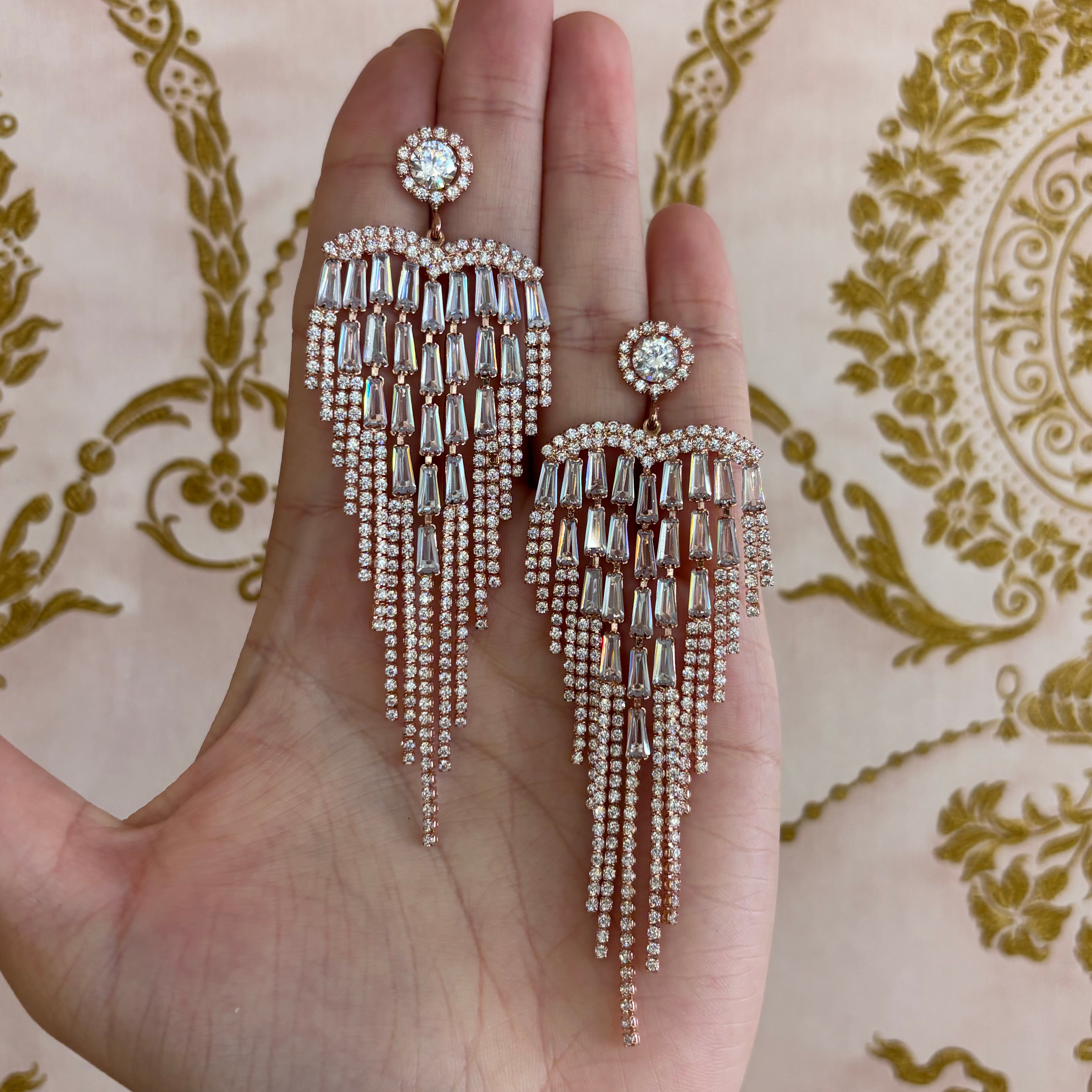 Elegant earrings