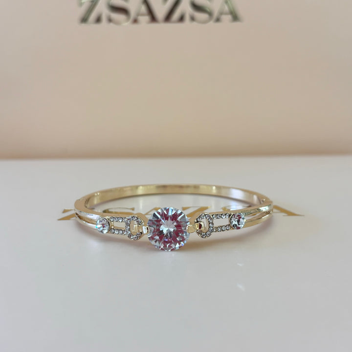 Elegant round bangle