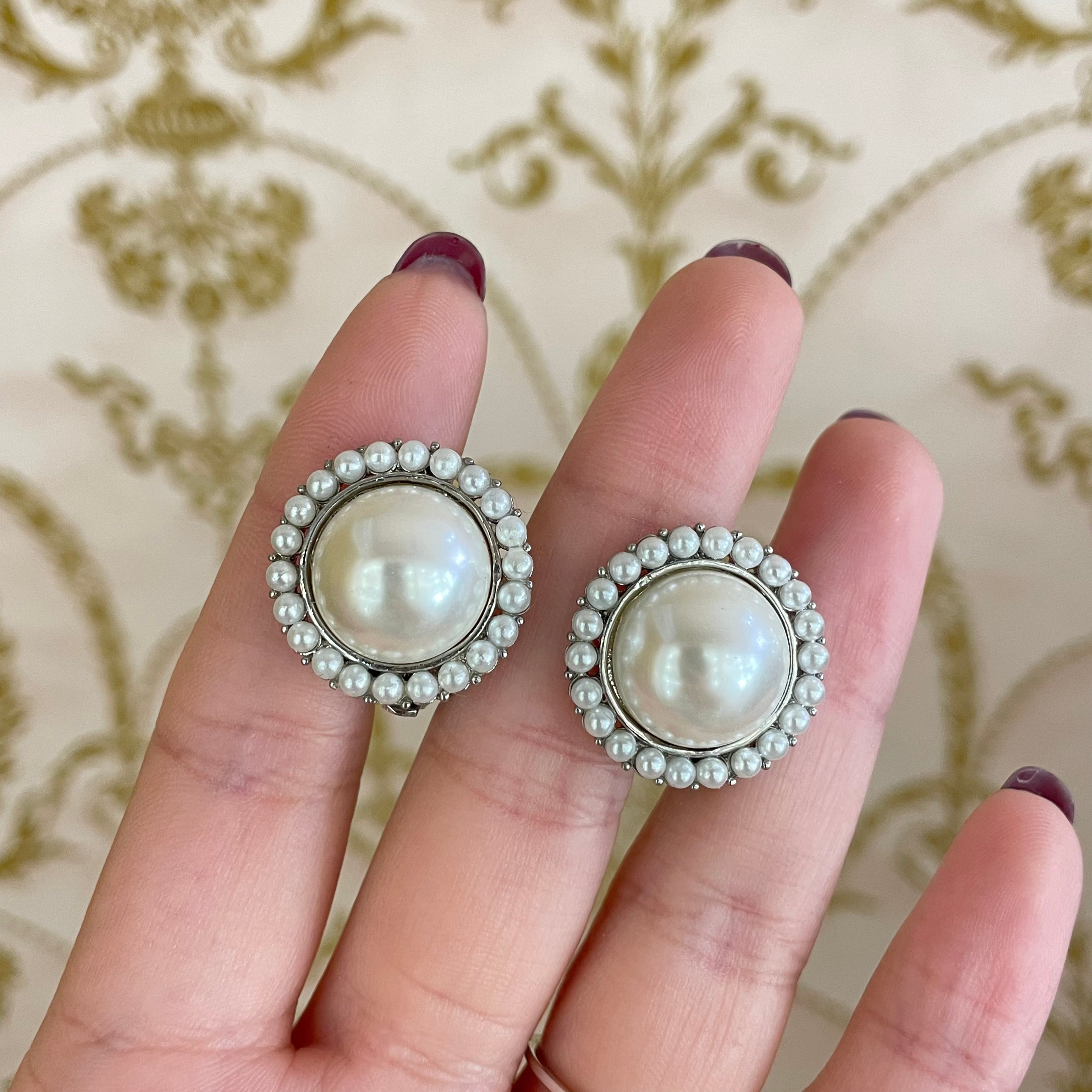 Pearls silver clips earrings