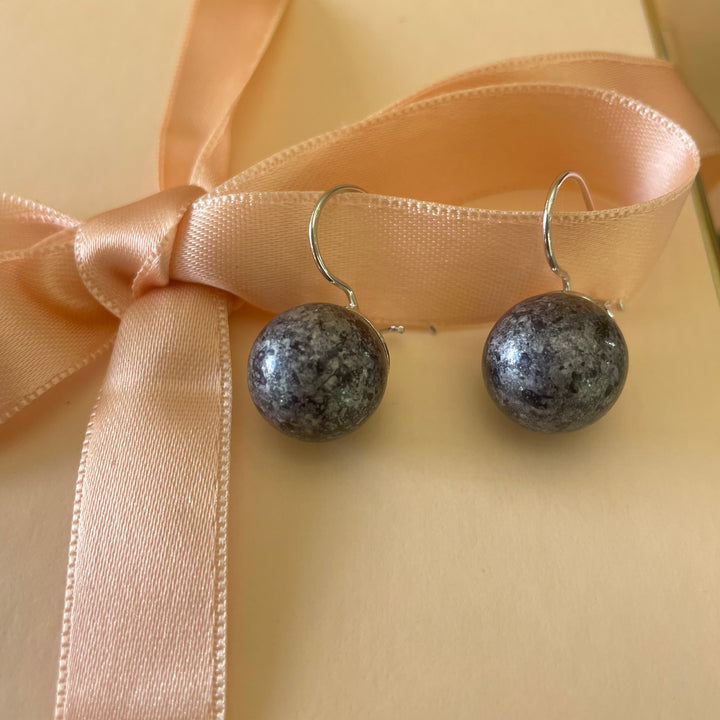 Grey hooks