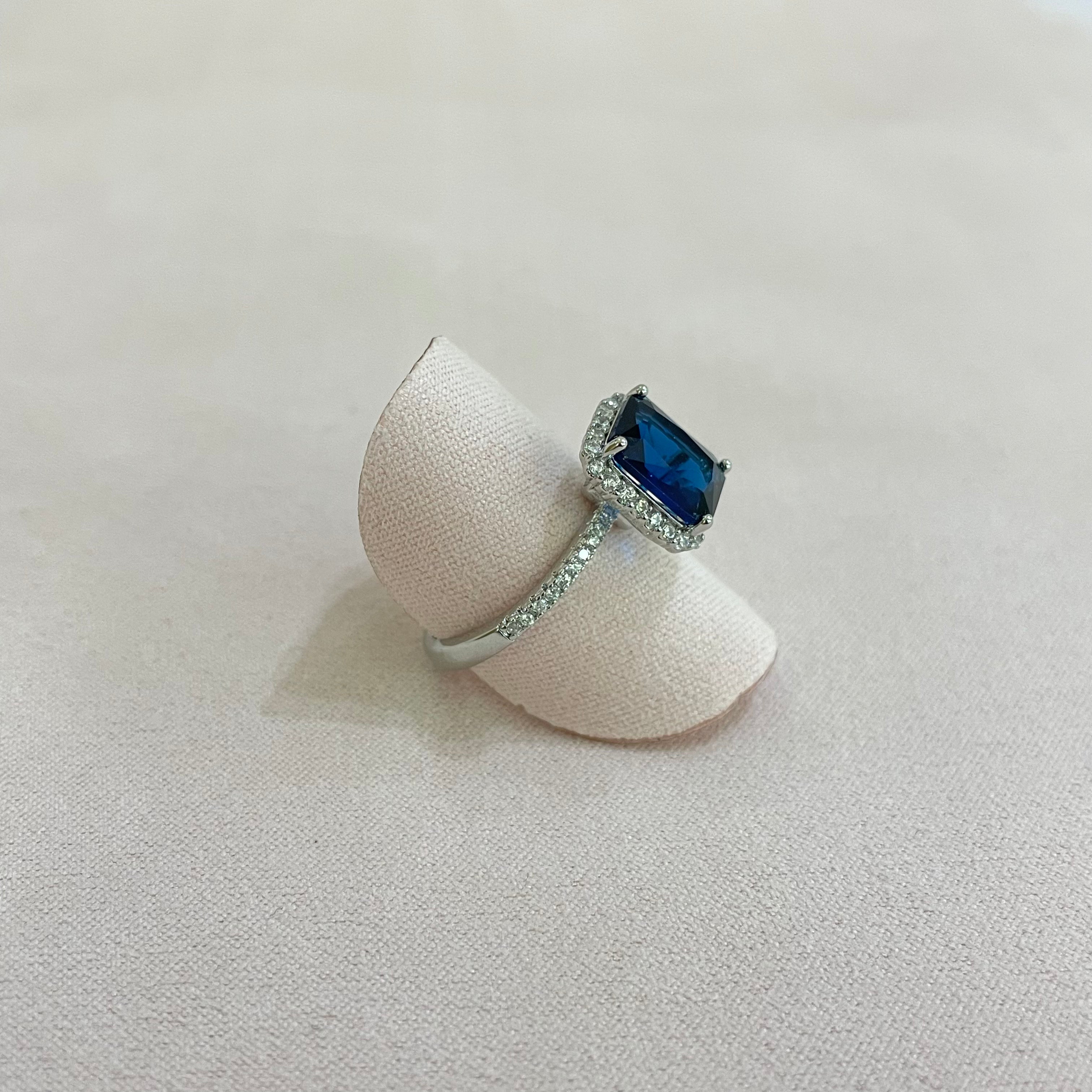 Elegant navy blue CZ ring