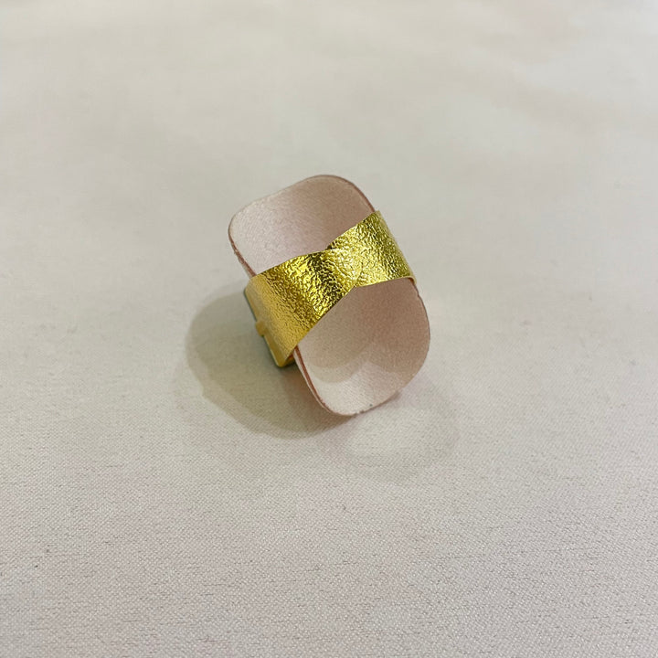 Elegant green  Swarovski crystal ring