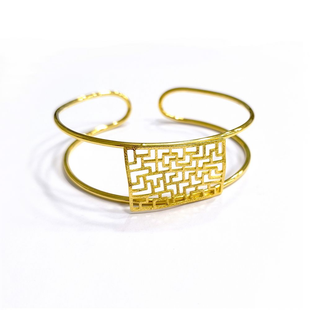 Elegant handmade gold set