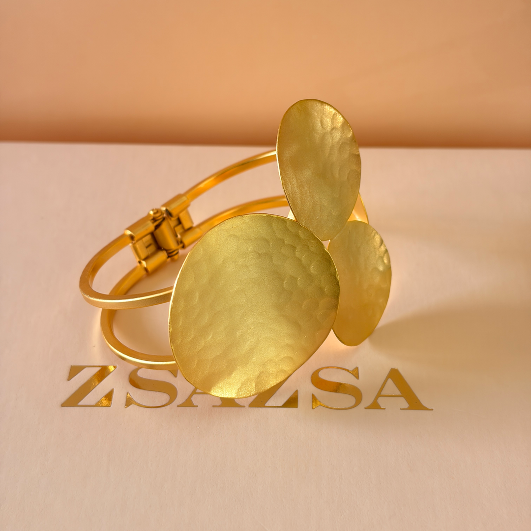 Handmade 4 Plain Circle Open Magnetic Bangle   | Gold Plated | ZsaZsa