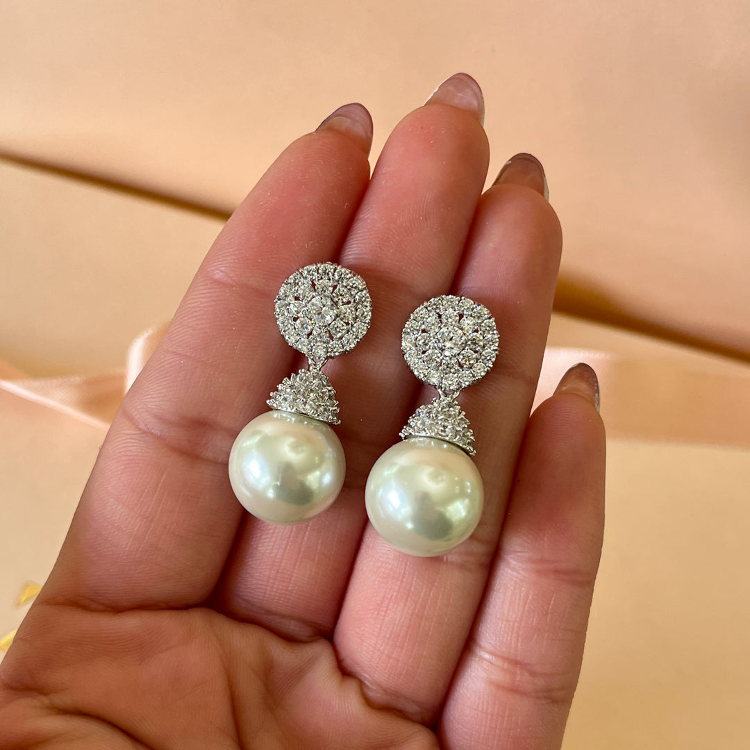 Zicone and white pearls white gold plated earrings