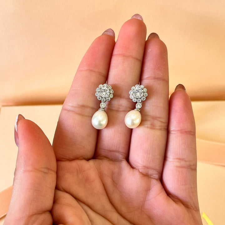 Flower zircone and white pearls sterling silver earrings