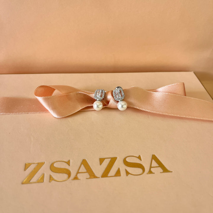 Rectangular zircone and white pearls sterling silver studs