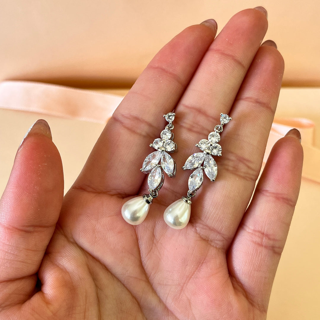 Marquise zircone and ivory pearls white gold plated earrings
