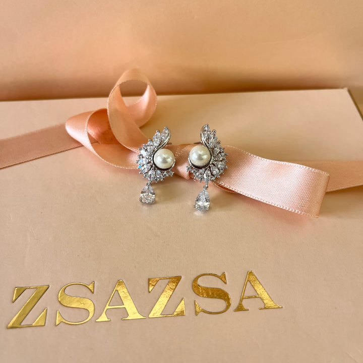 Marquise zircone and white pearls white gold plated set