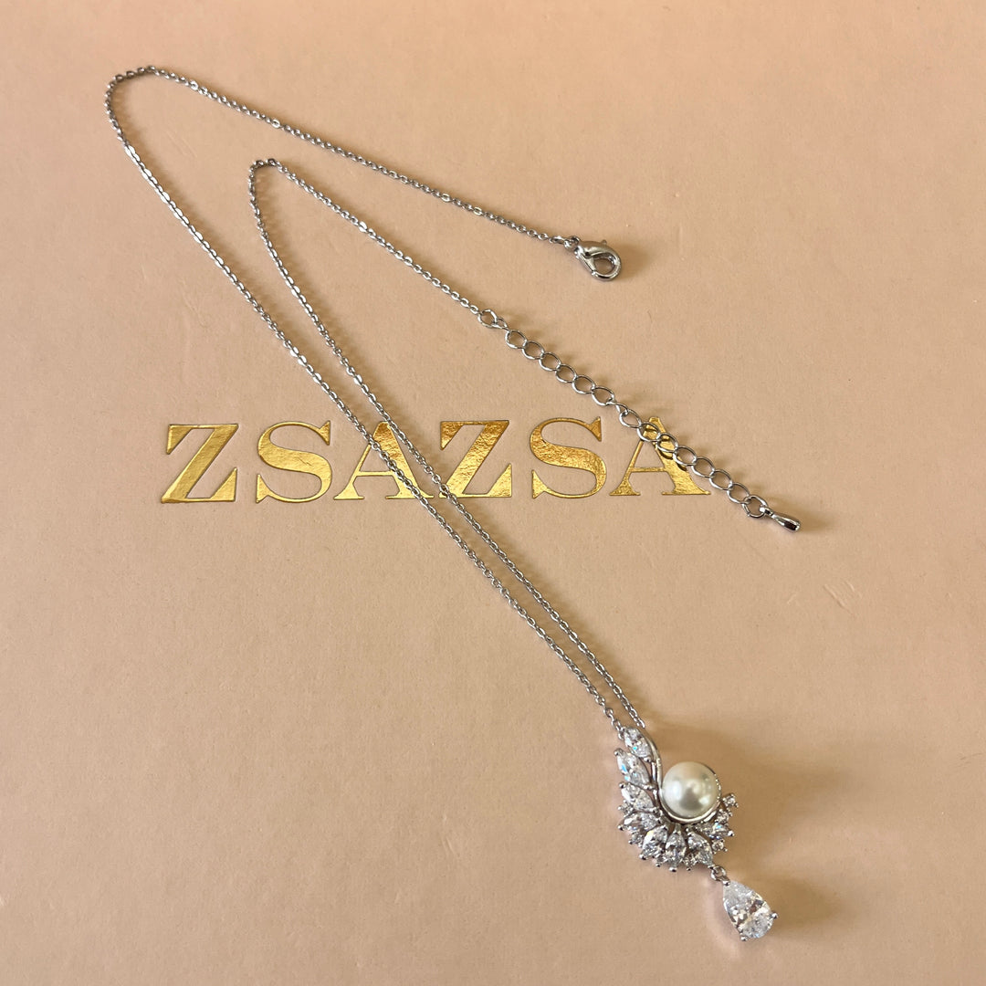 Marquise zircone and white pearls white gold plated set