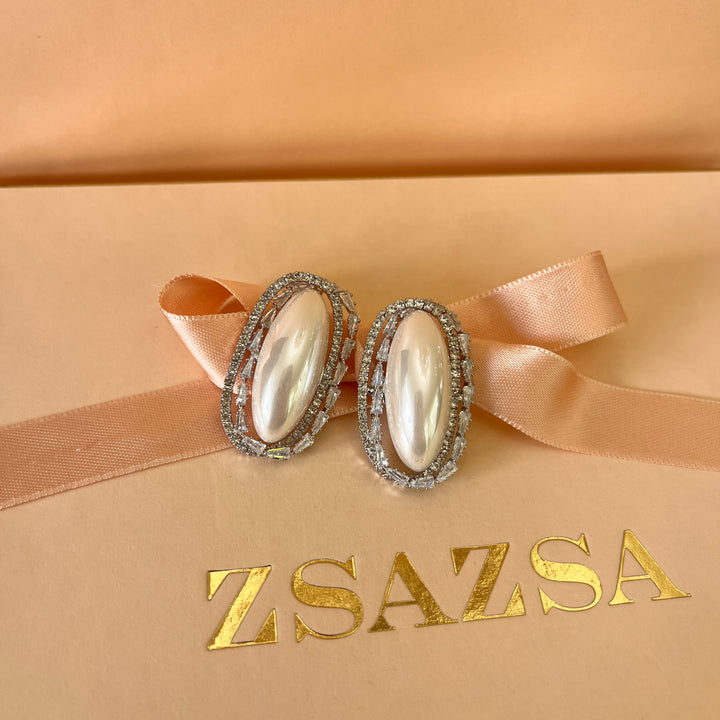 Zircone and white pearls white gold plated oval studs
